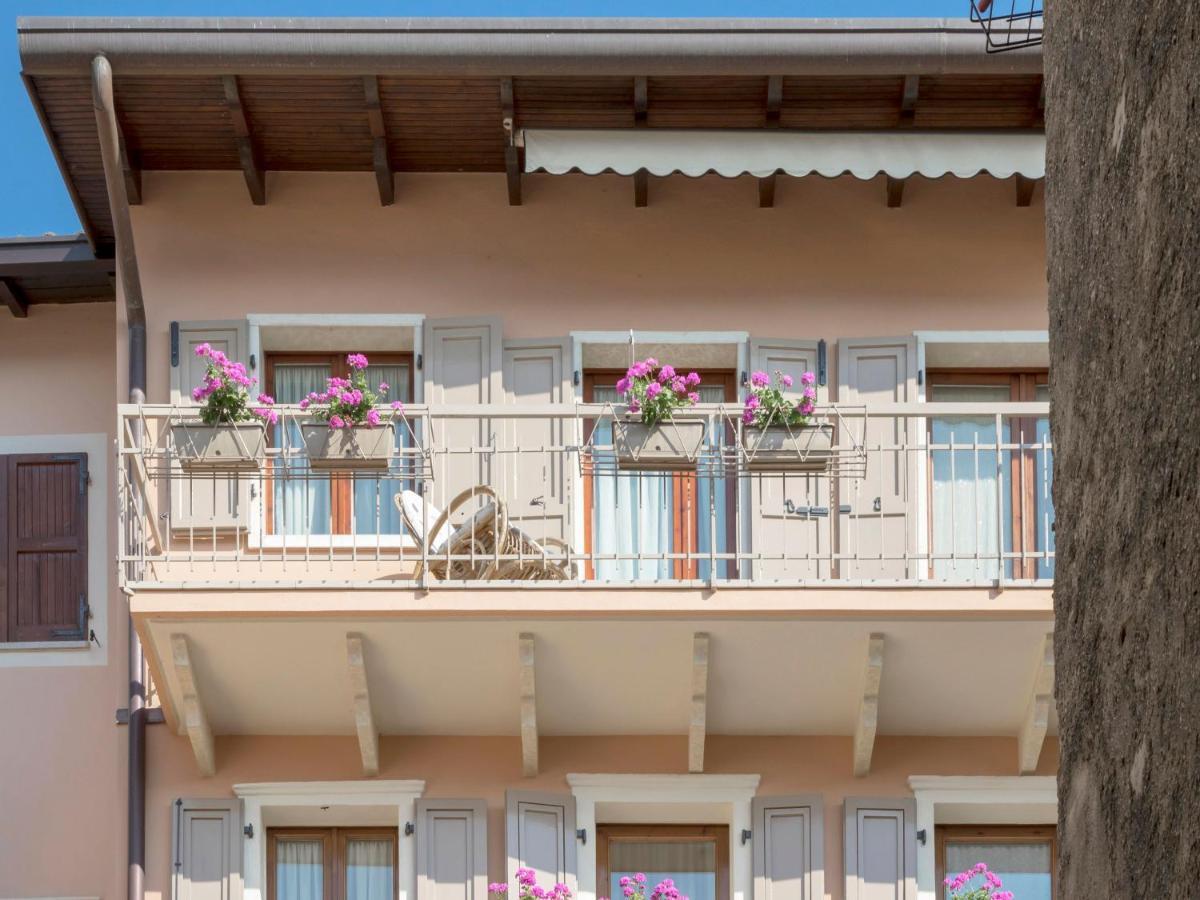 Corte Faliva Brenzone sul Garda Exteriör bild