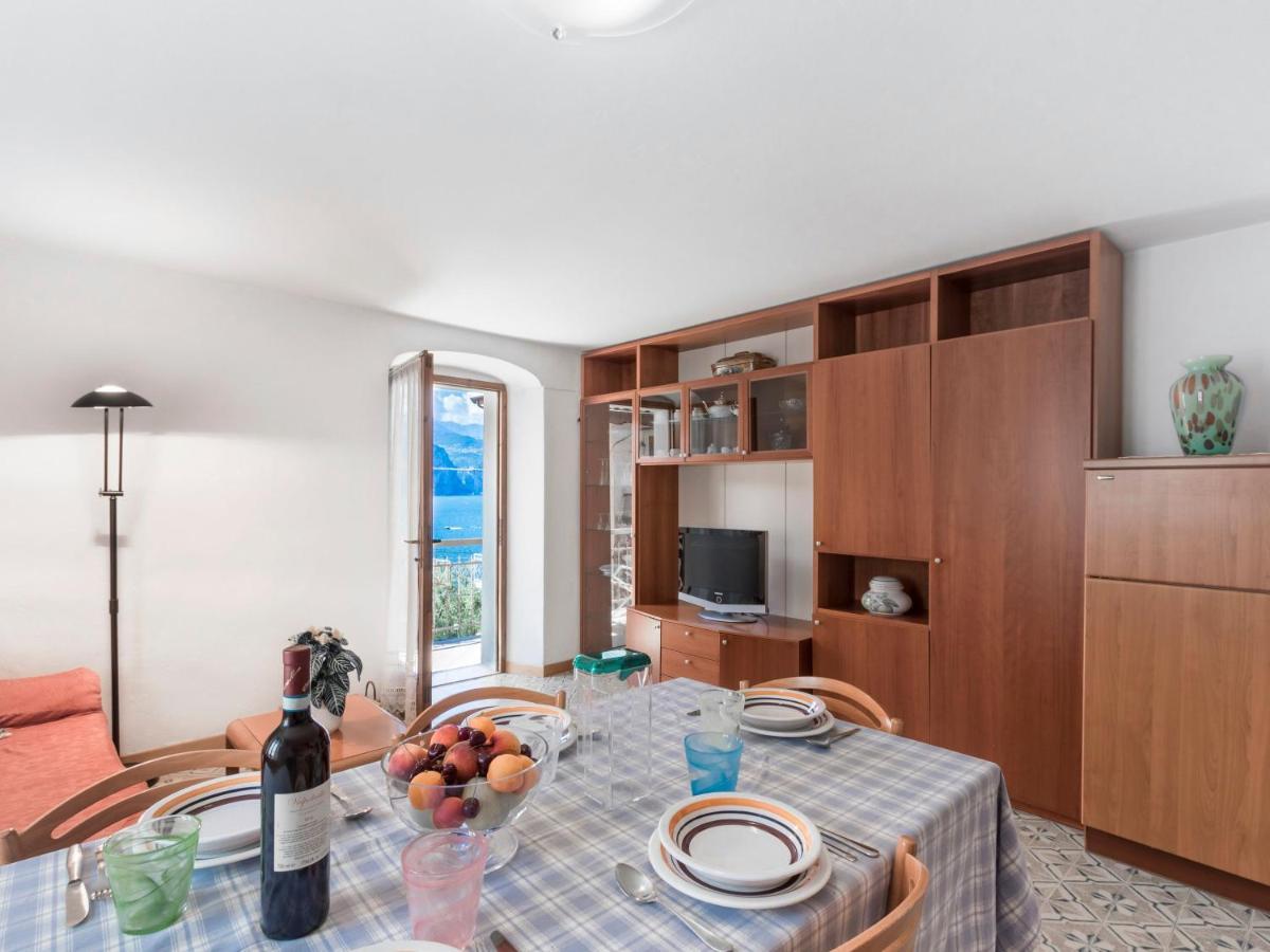 Corte Faliva Brenzone sul Garda Exteriör bild