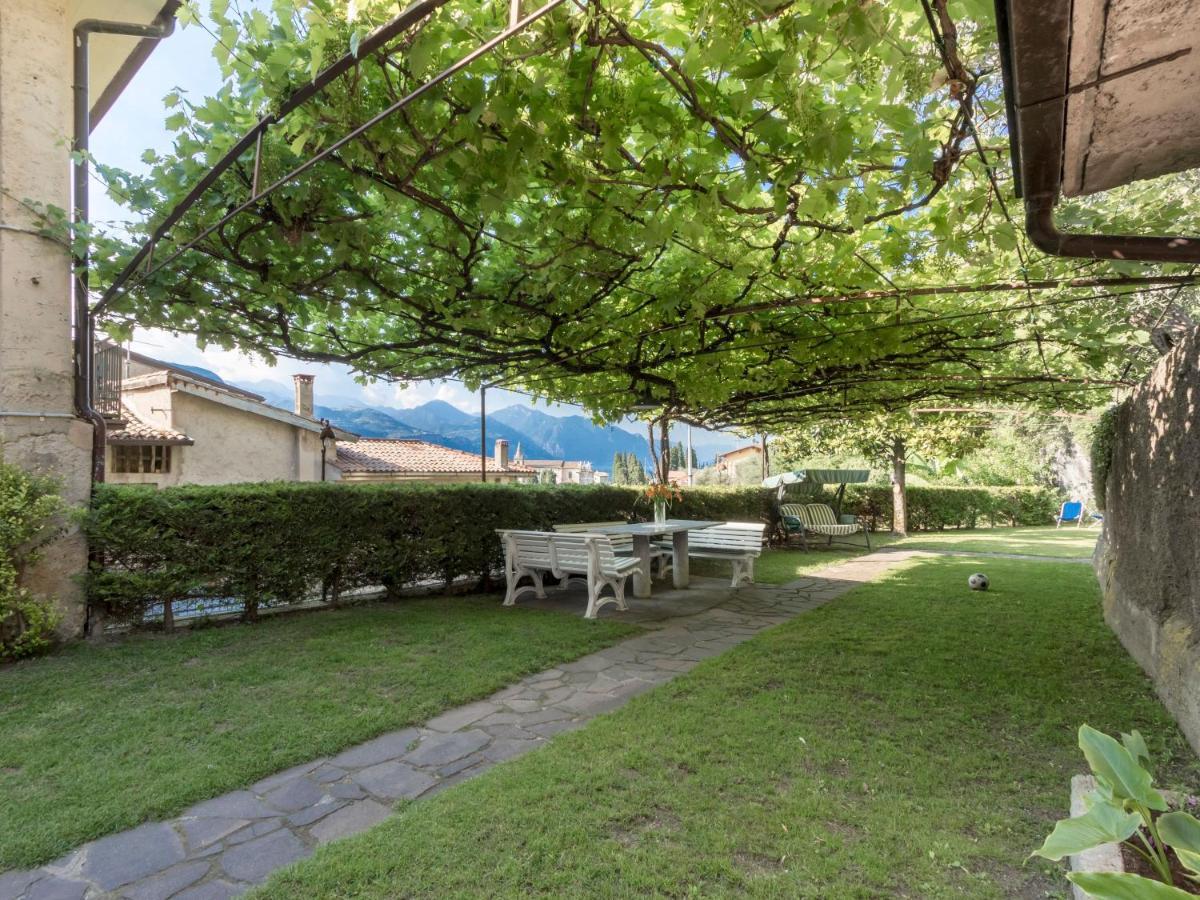 Corte Faliva Brenzone sul Garda Exteriör bild